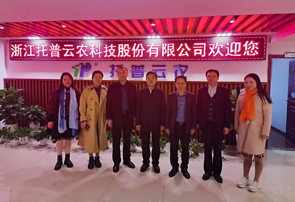 湖北省农业农村厅一级巡视员李顺清一行赴向日葵网页版考察交流